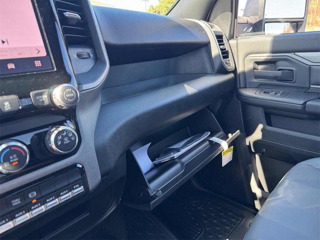 New 2026 RAM 5500 Tradesman image 18