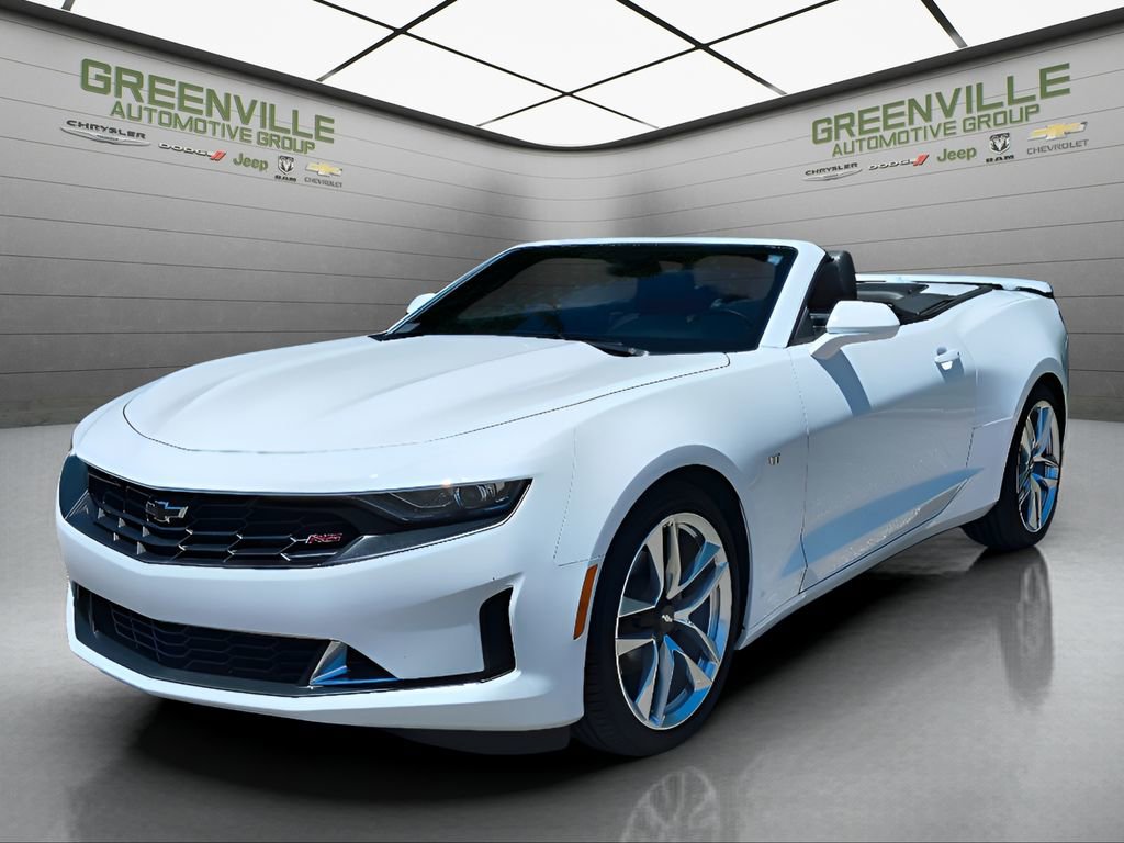Used 2023 Chevrolet Camaro LT w/ RS Package image 25