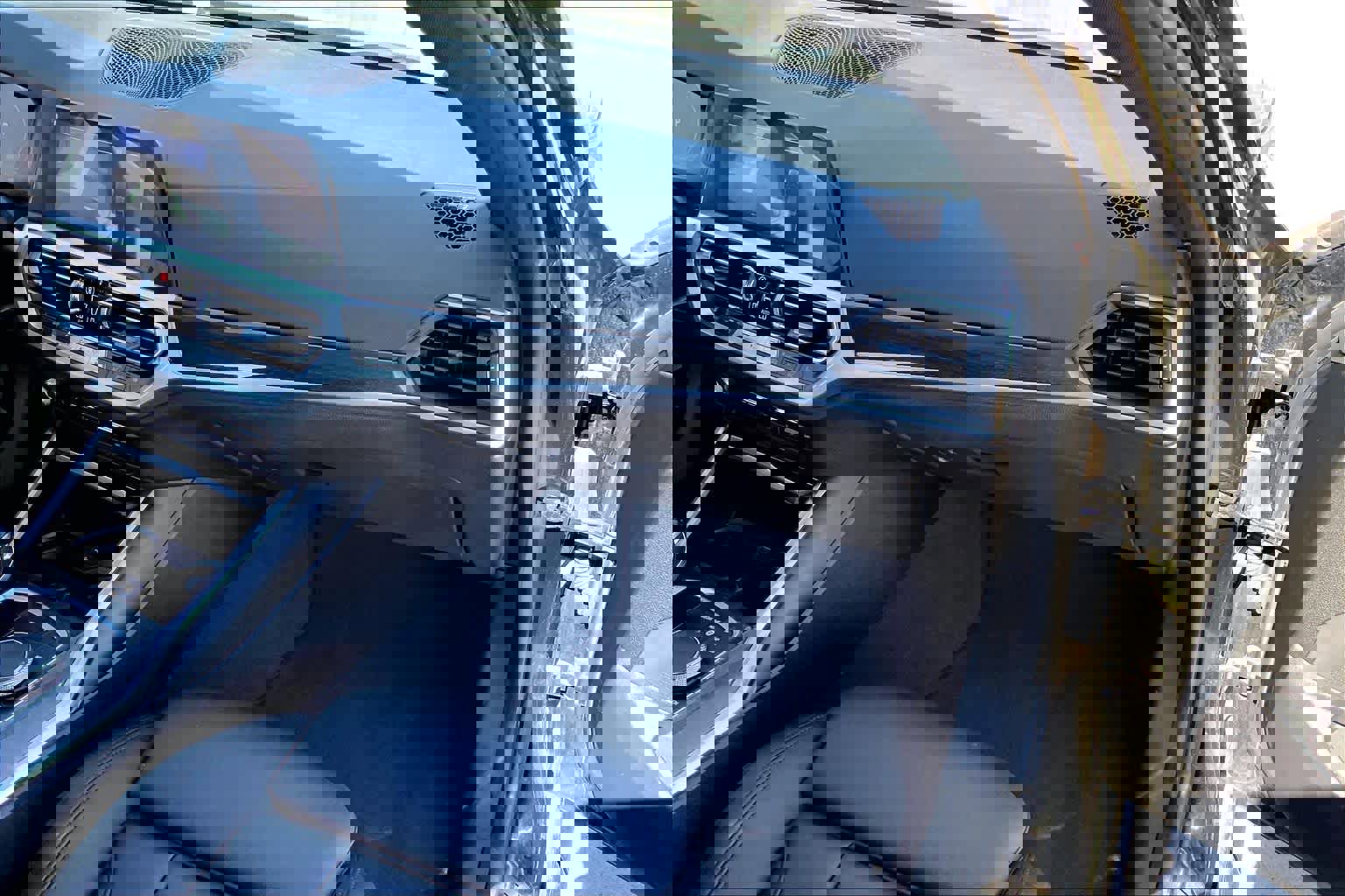 Used 2020 BMW 330i Sedan image 17