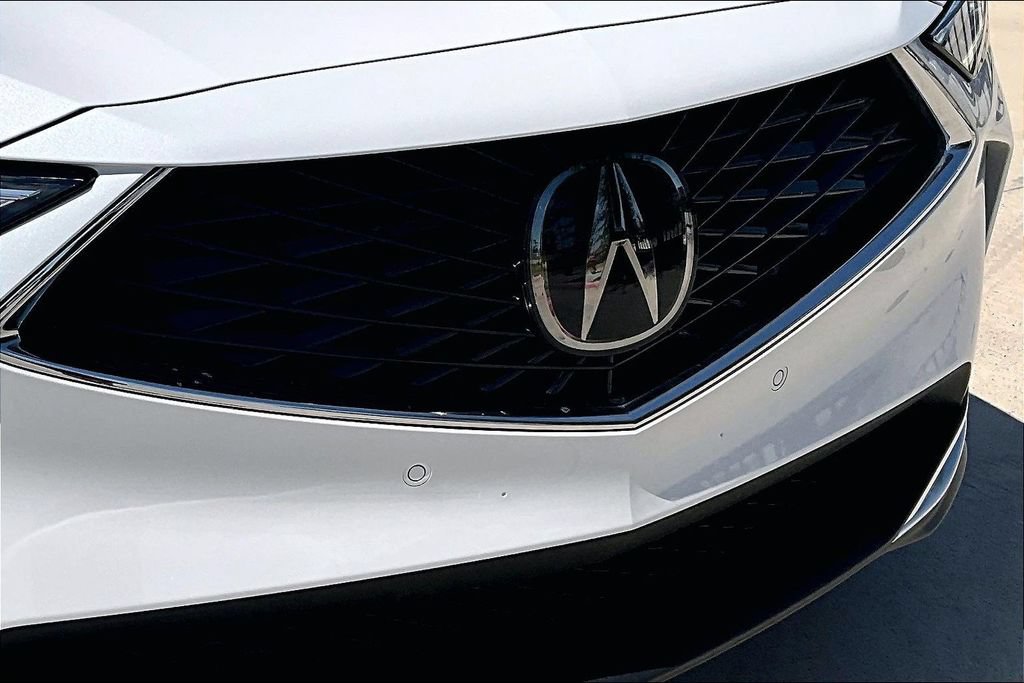 Certified 2026 Acura MDX w/ Technology Package FWD image 33