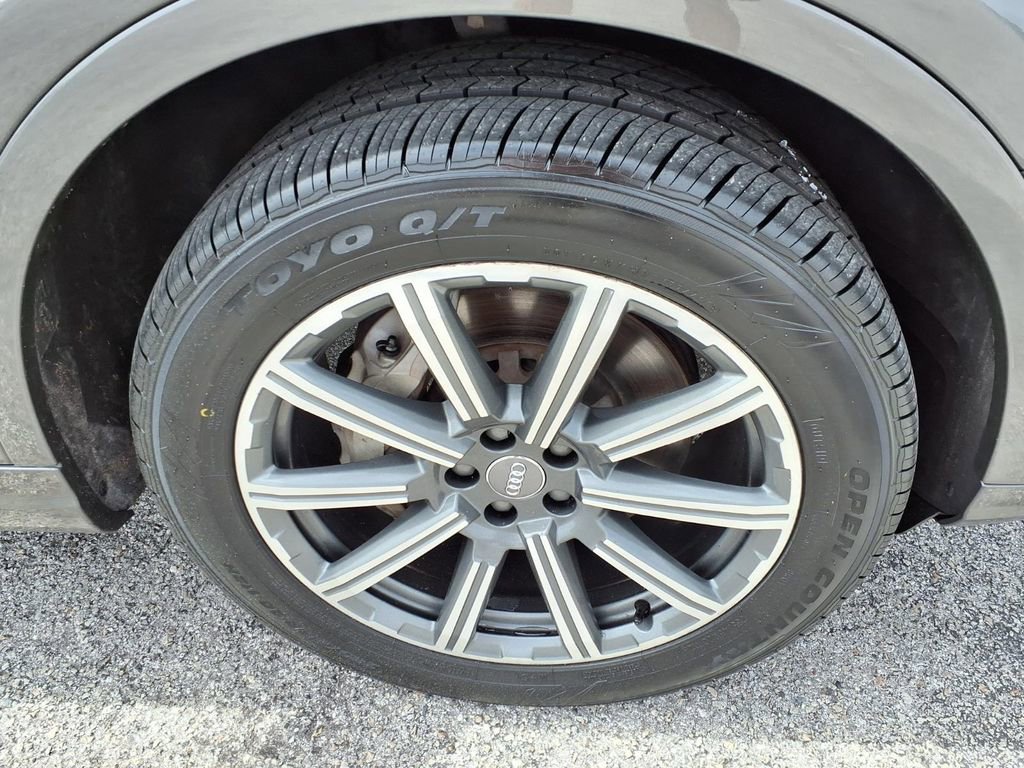 Used 2019 Audi Q7 2.0T Premium Plus w/ Premium Plus Package image 9