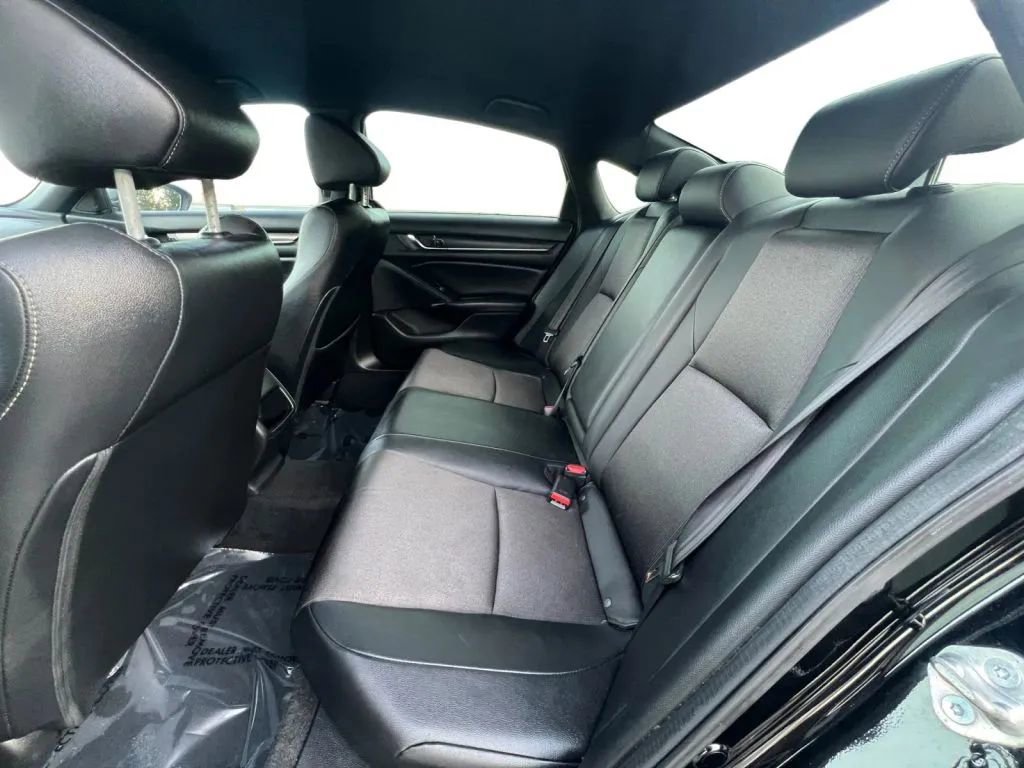 Used 2020 Honda Accord Sport image 13