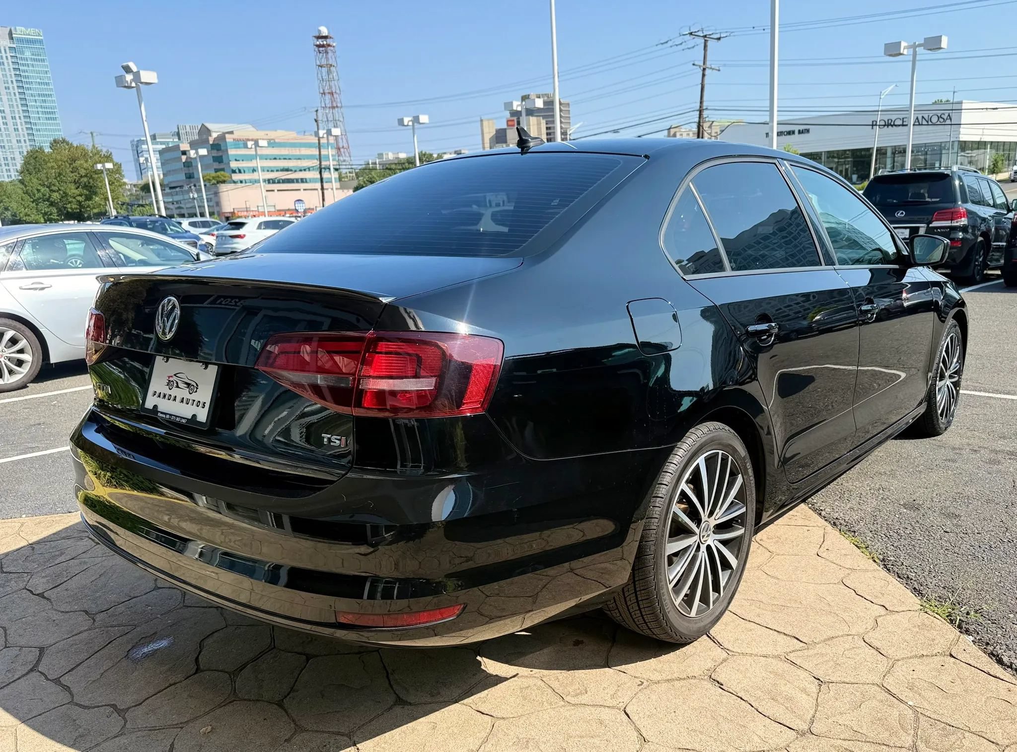 Used 2016 Volkswagen Jetta Sport FWD image 7