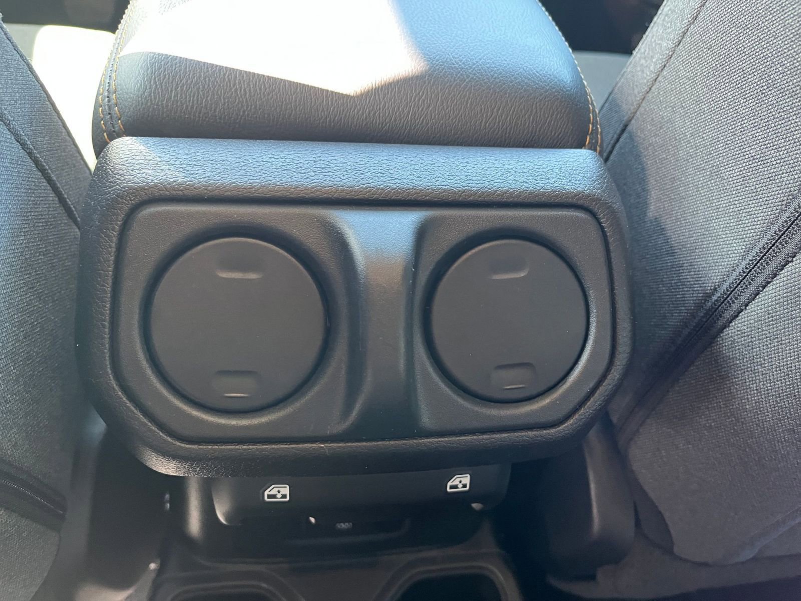 Used 2025 Jeep Wrangler Unlimited Sahara AWD/4WD image 22