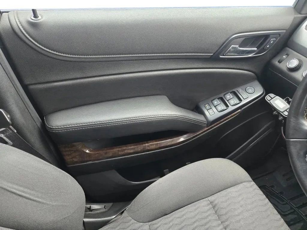 Used 2019 Chevrolet Tahoe LS w/ Enhanced Driver Alert Package image 12