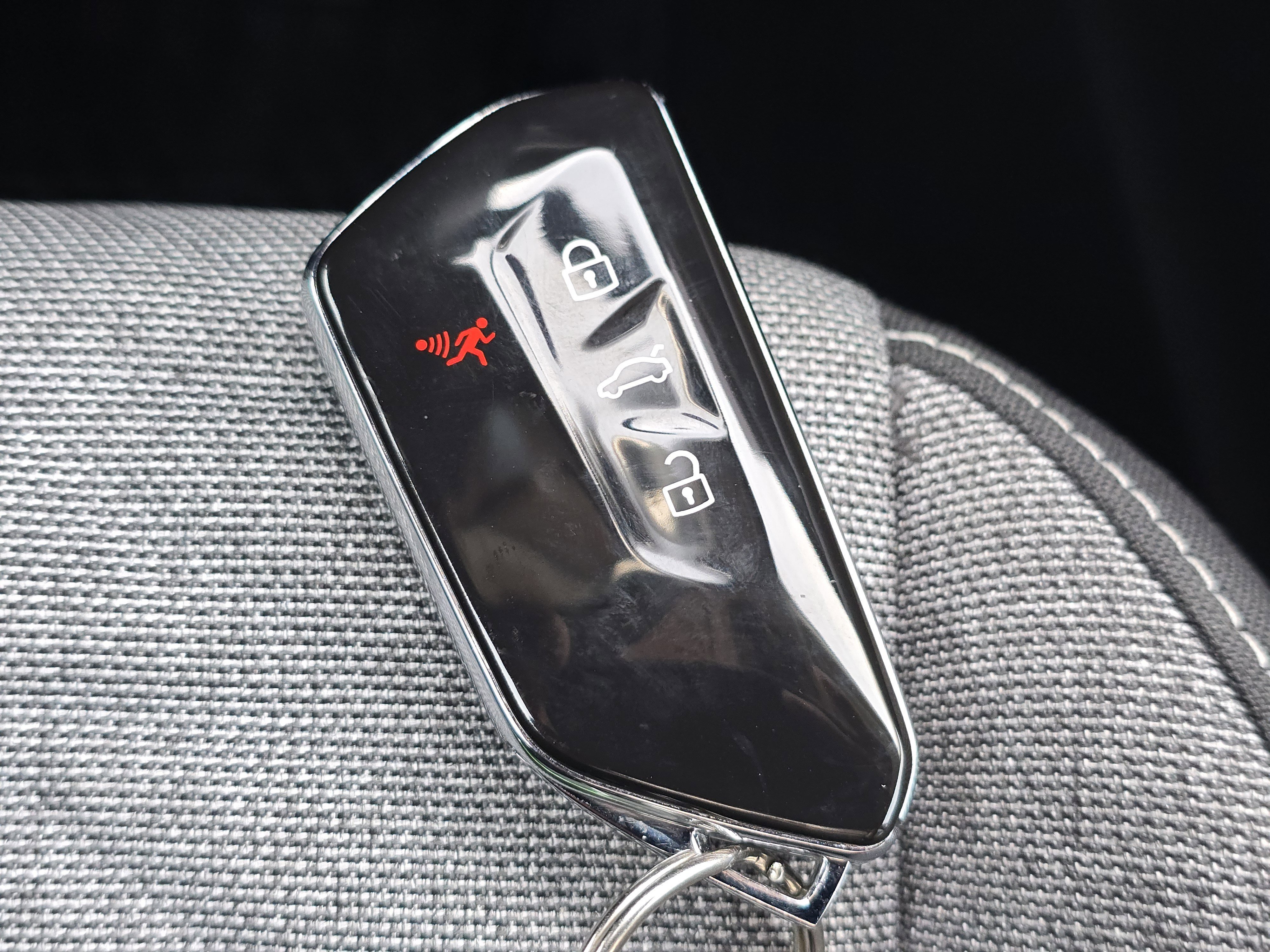 New 2025 Volkswagen Tiguan S AWD/4WD image 27