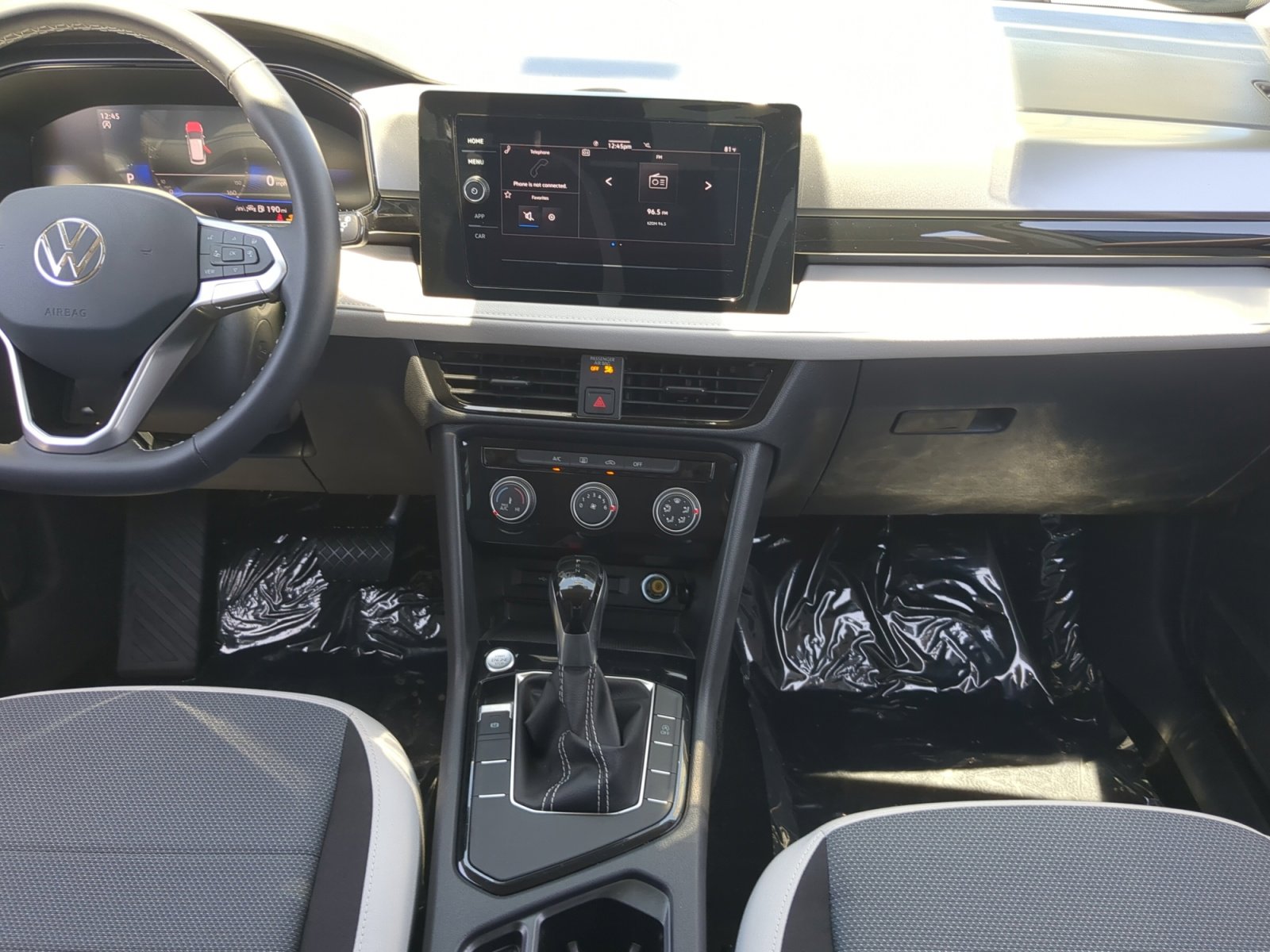 New 2025 Volkswagen Taos S image 20