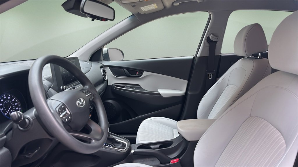 Certified 2023 Hyundai Kona SEL w/ Winter Weather Package image 16