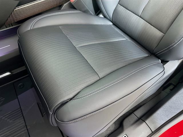 New 2026 Cadillac Vistiq Sport w/ LPO, Floor Liner Package image 19
