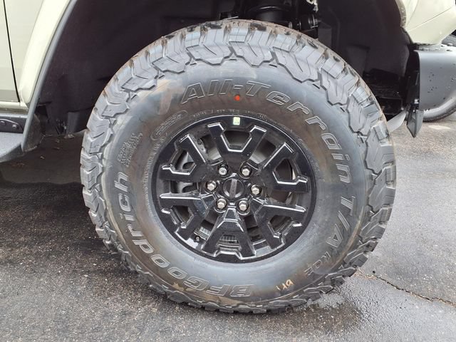 New 2026 Ford Bronco Raptor w/ Interior Carbon Fiber Pack AWD/4WD image 3