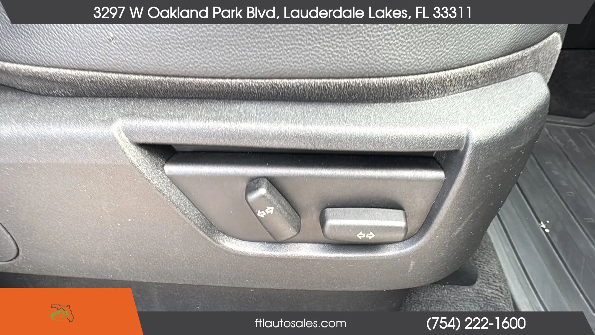 Used 2011 Land Rover LR2 HSE AWD/4WD image 47