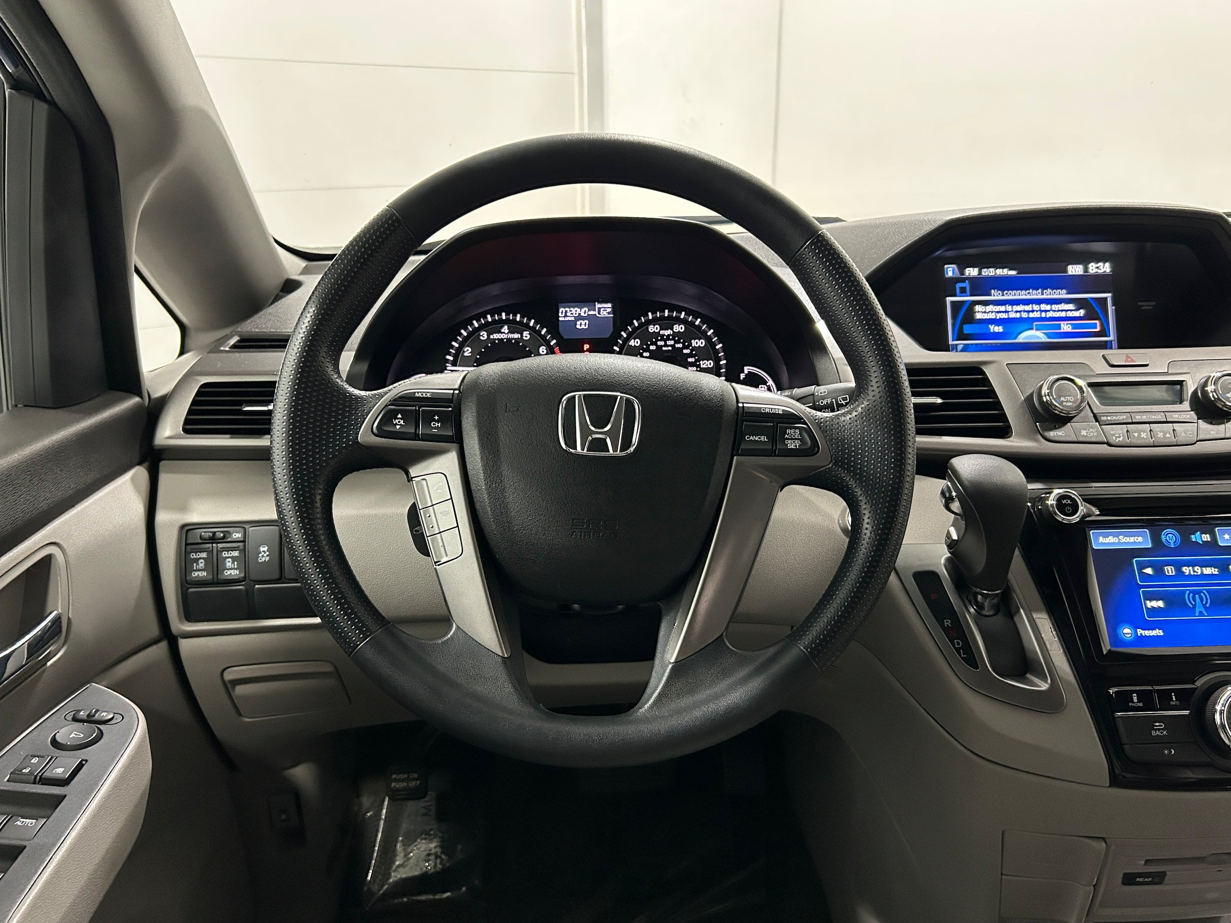 Used 2016 Honda Odyssey SE image 12
