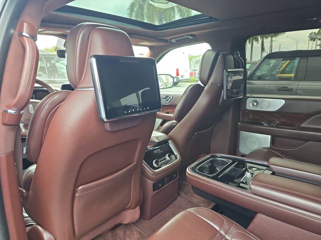 Used 2018 Lincoln Navigator L Black Label AWD/4WD image 12