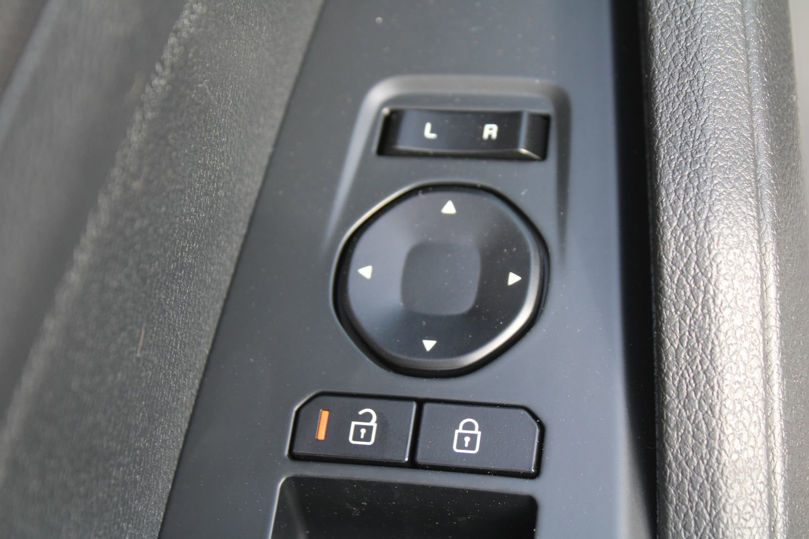 New 2026 Kia Sportage LX FWD image 20