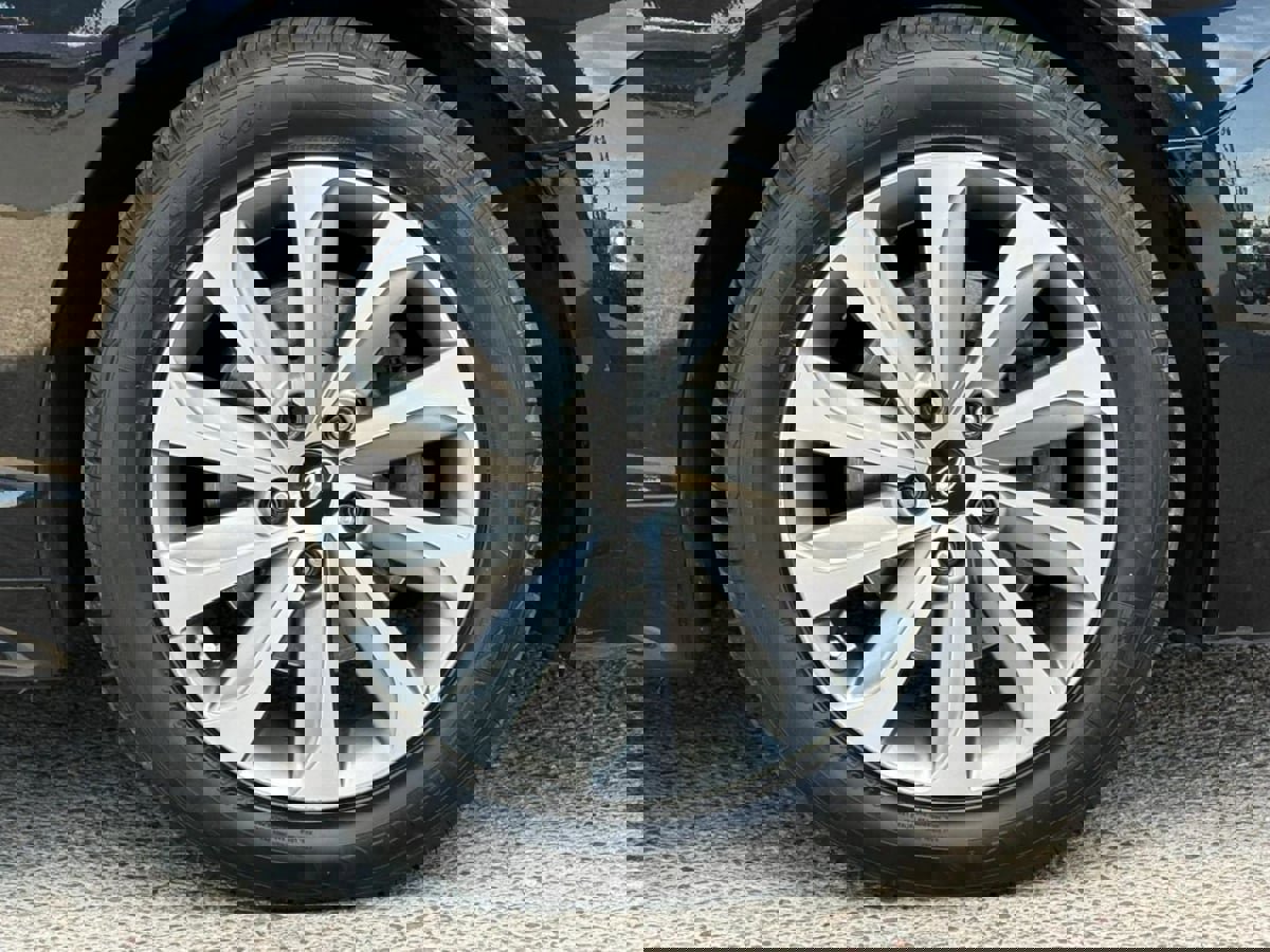 Used 2016 Hyundai Sonata Sport w/ Option Group 02 FWD image 25