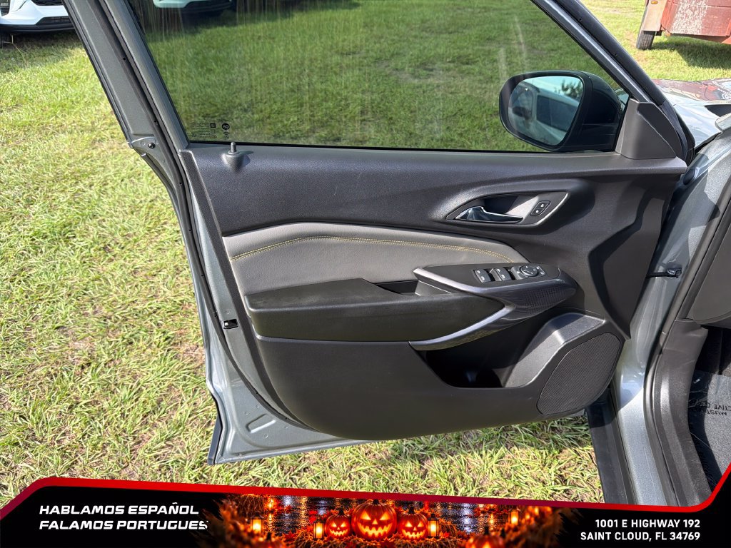 Certified 2024 Chevrolet Trax ACTIV w/ Driver Confidence Package FWD image 12