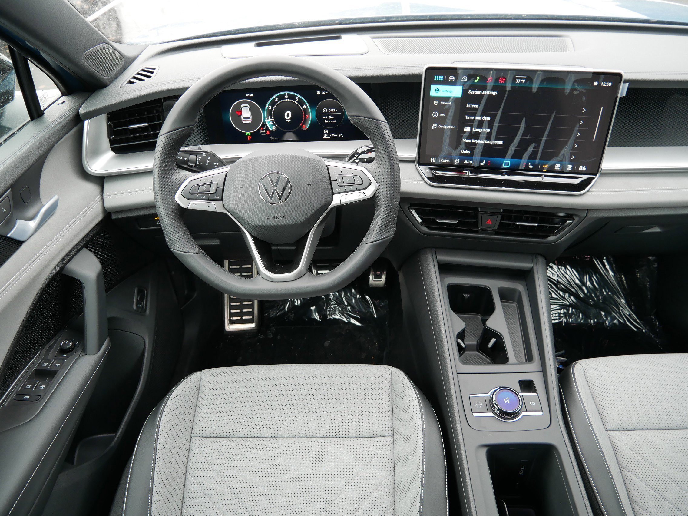 New 2026 Volkswagen Tiguan SE R-Line AWD/4WD image 9