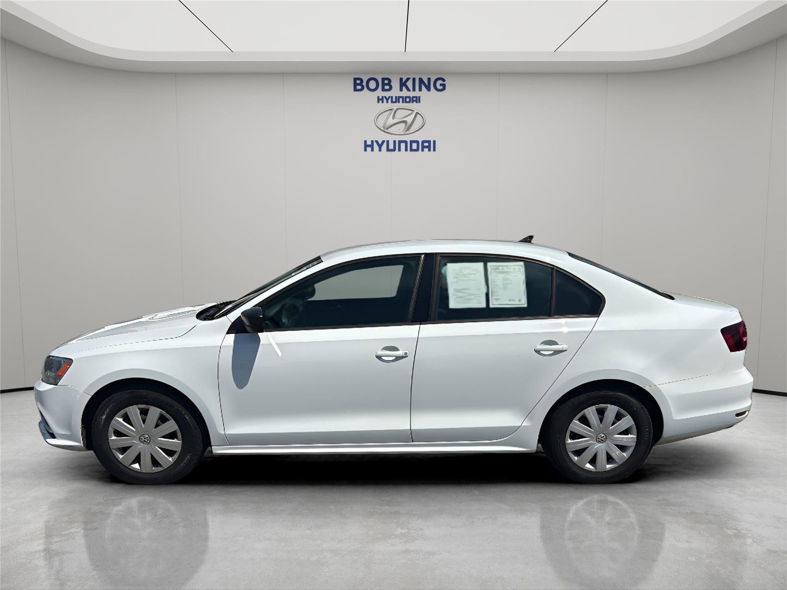 Used 2016 Volkswagen Jetta S image 2
