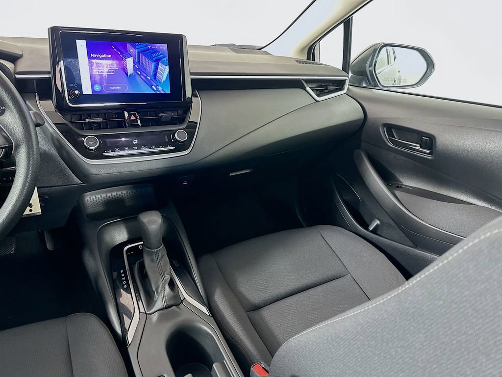 Used 2024 Toyota Corolla LE image 23