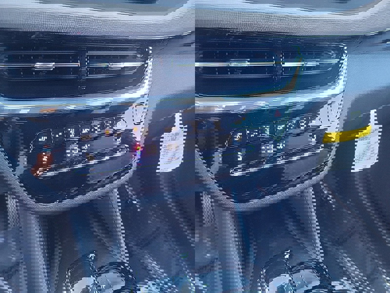 New 2026 Buick Envista Avenir image 16