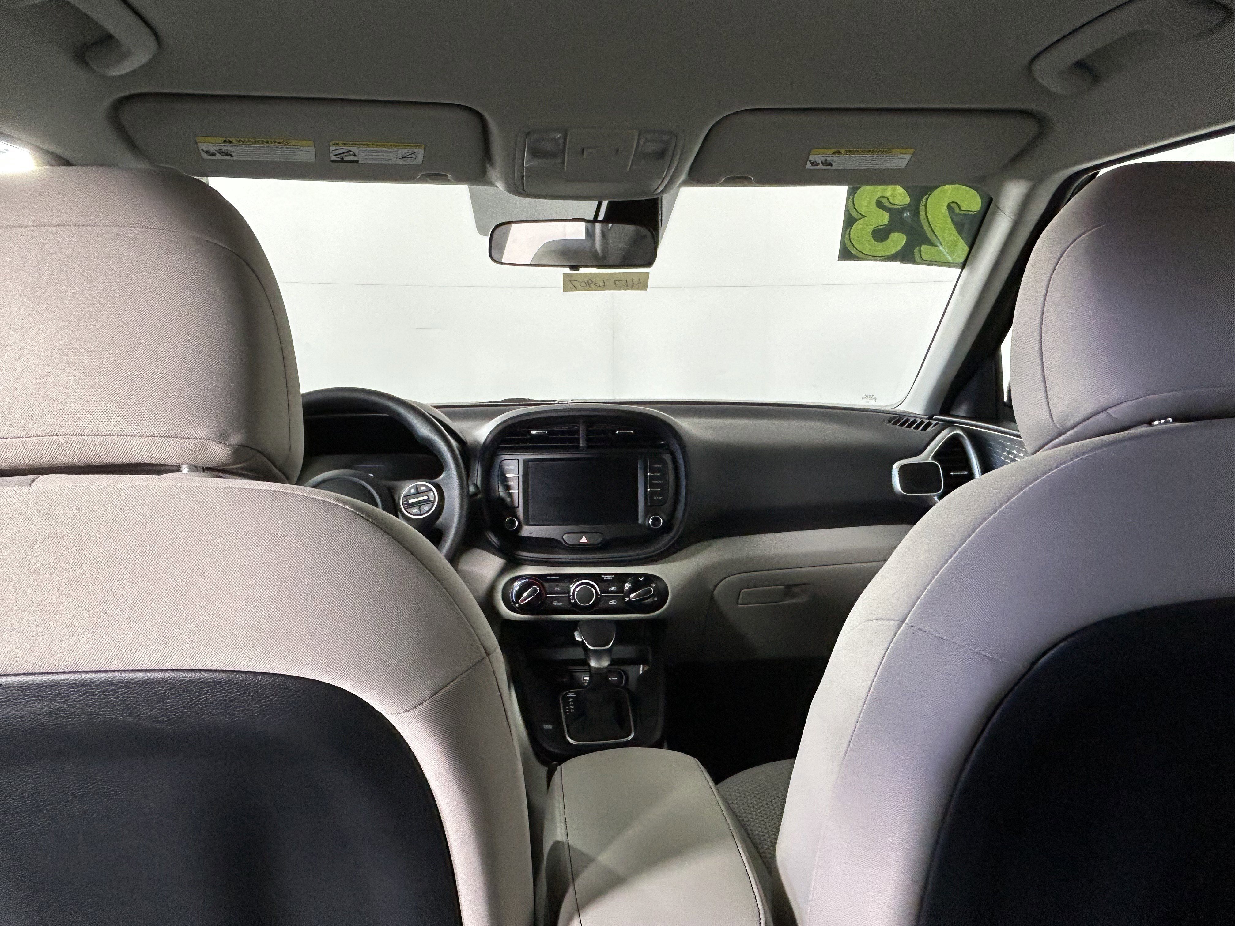 Certified 2023 Kia Soul LX w/ LX Technology Package image 18