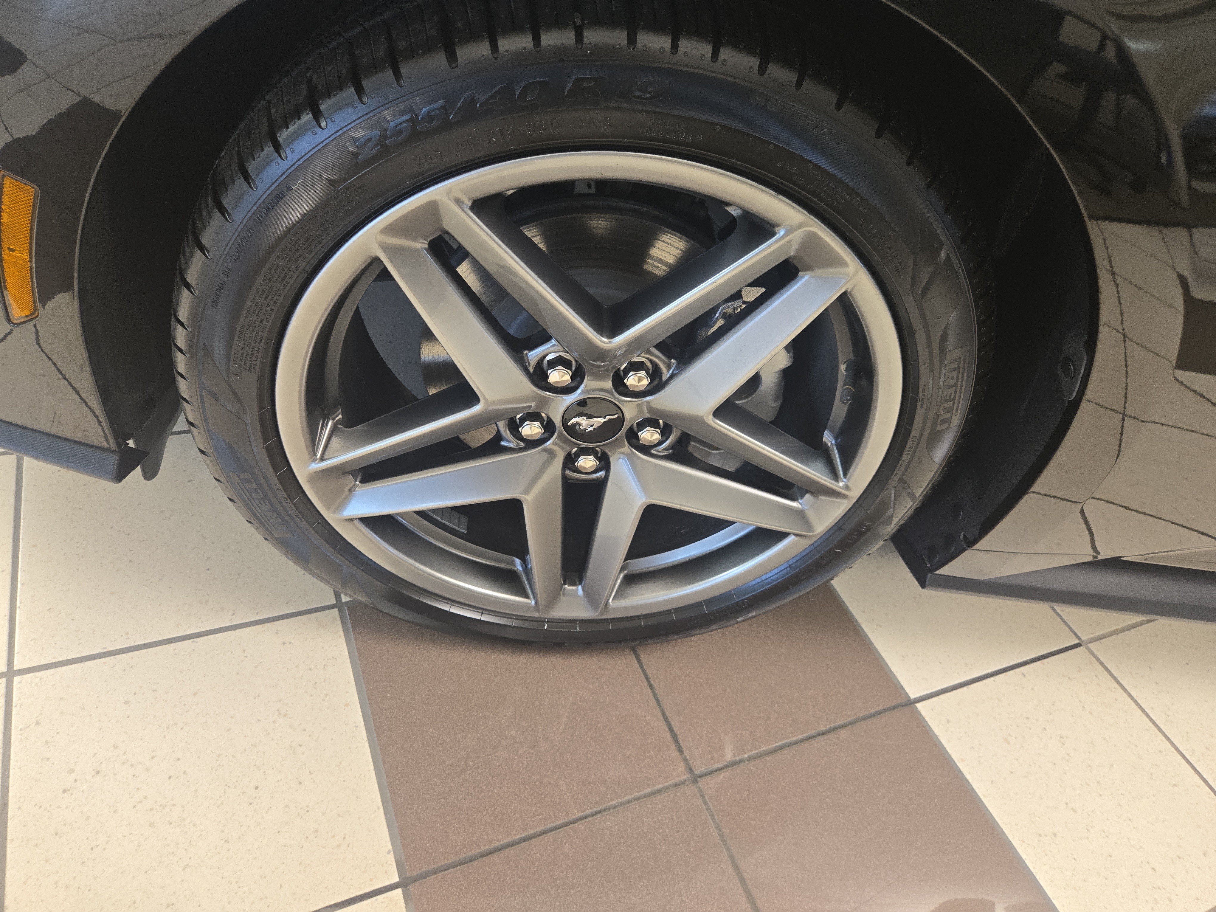 Used 2026 Ford Mustang Convertible RWD image 11