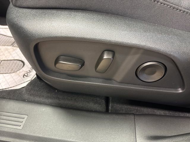 New 2026 Chevrolet Equinox LT w/ Convenience Package II image 35