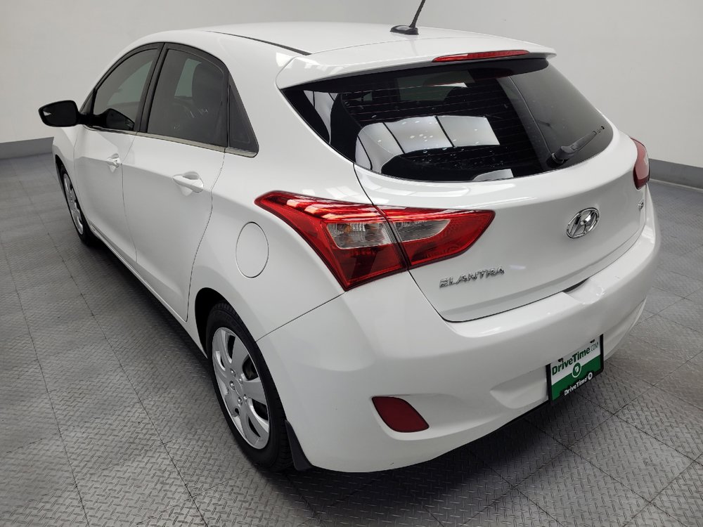 Used 2016 Hyundai Elantra GT FWD image 5