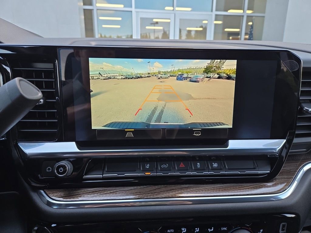Used 2025 Chevrolet Silverado 2500 LT w/ Convenience Package image 24