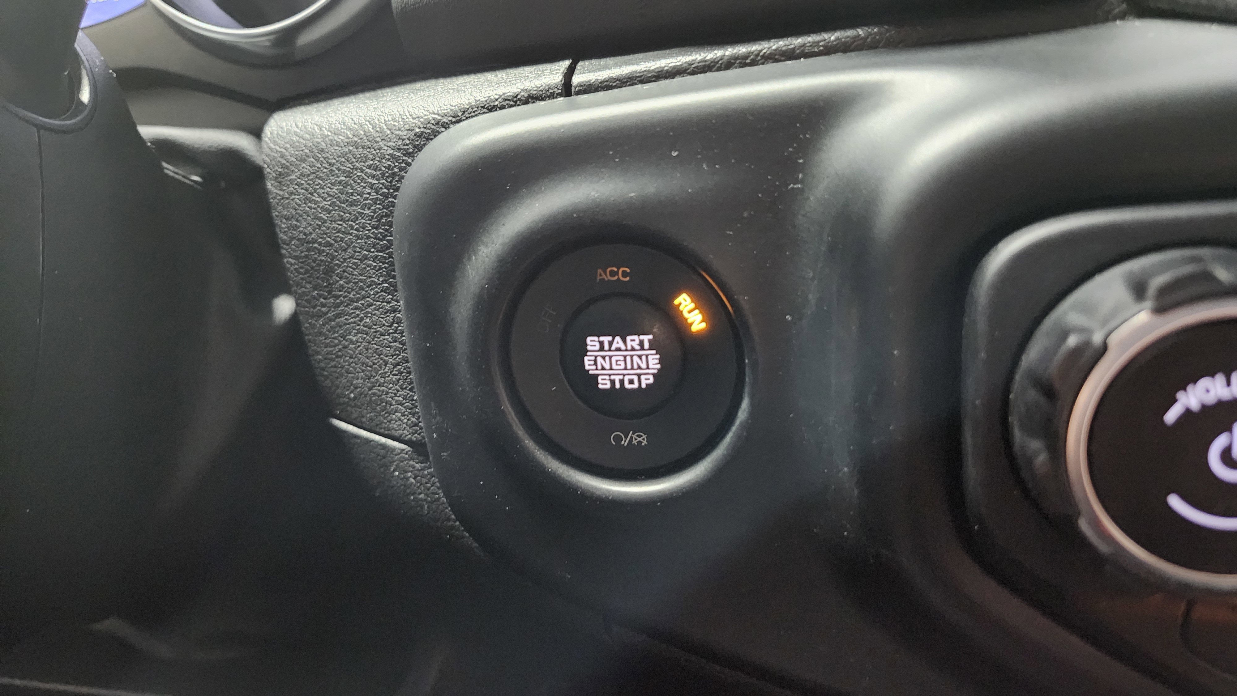 Used 2021 Jeep Wrangler Unlimited Sahara w/ Cold Weather Group image 9