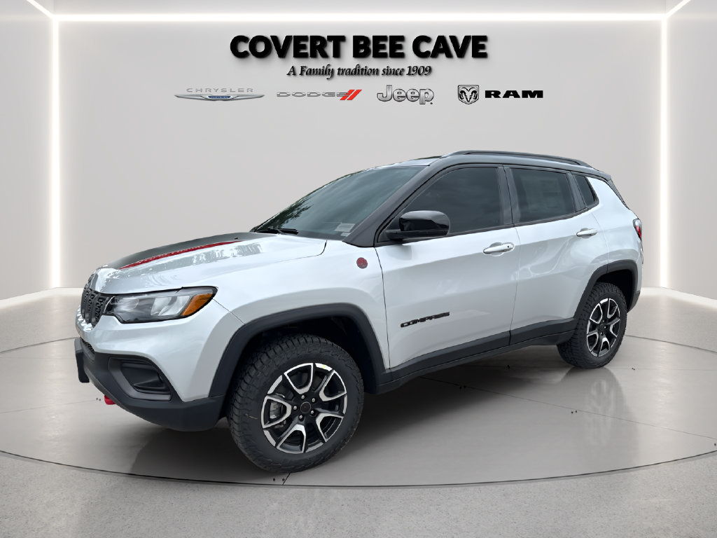 New 2026 Jeep Compass Trailhawk AWD/4WD image 3