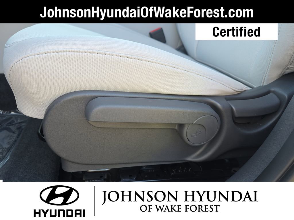 Certified 2026 Hyundai Kona SE image 39