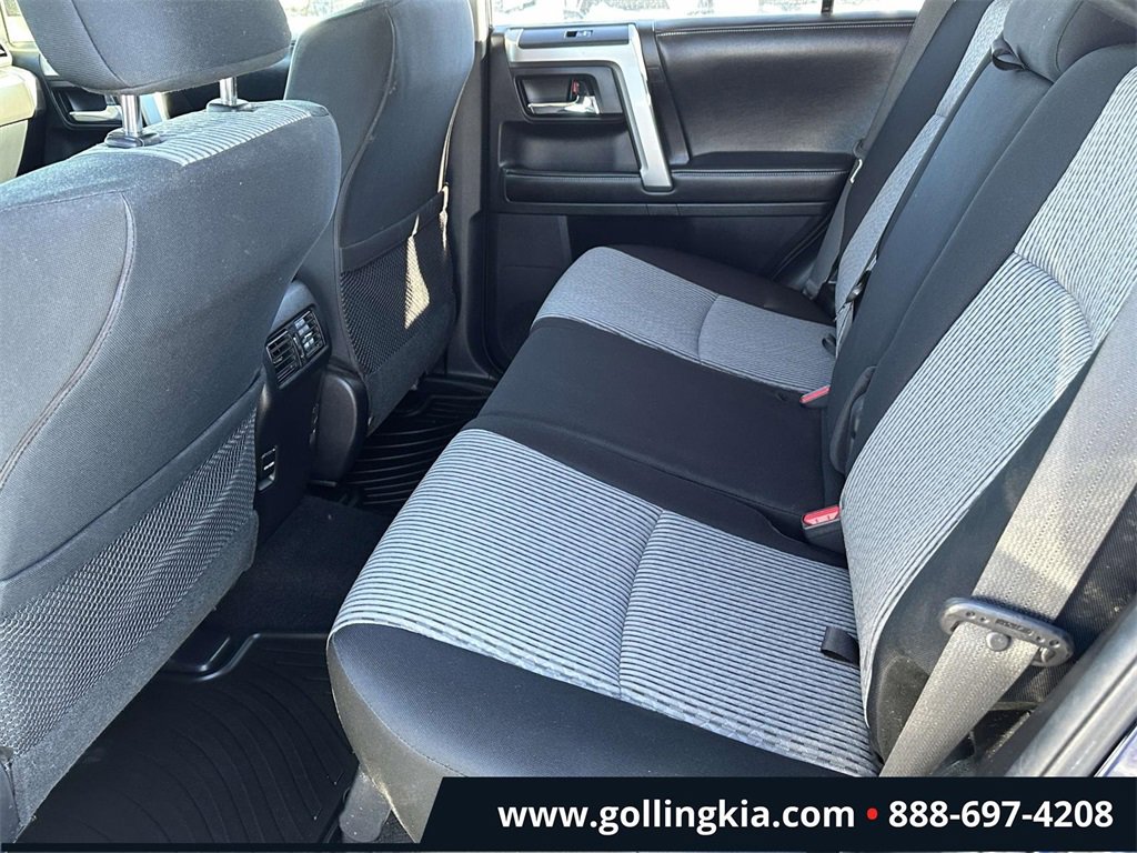 Used 2016 Toyota 4Runner SR5 image 11