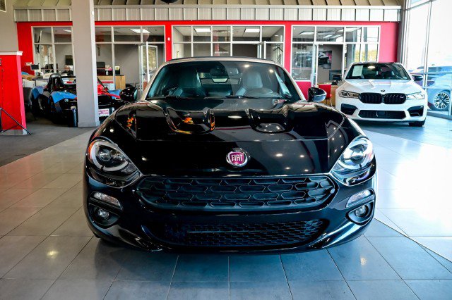 Used 2019 FIAT 124 Spider Lusso w/ Convenience Group video 3