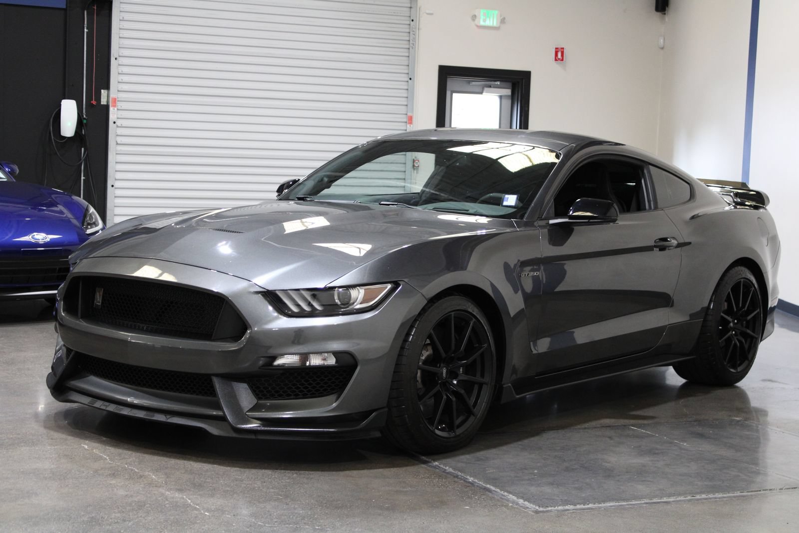 Used 2017 Ford Mustang Shelby GT350 w/ Electronics Package RWD image 7