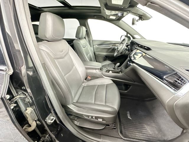Used 2024 Cadillac XT6 Sport w/ Technology Package AWD/4WD image 31
