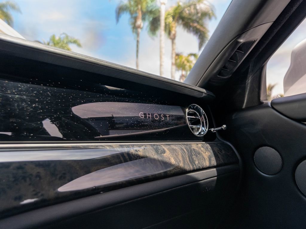 Used 2022 Rolls-Royce Ghost AWD/4WD image 36