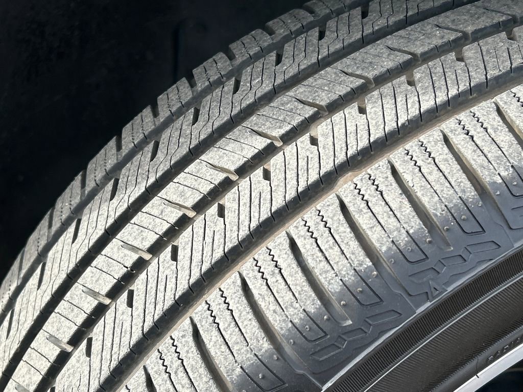 Used 2021 Volkswagen Atlas SEL image 33