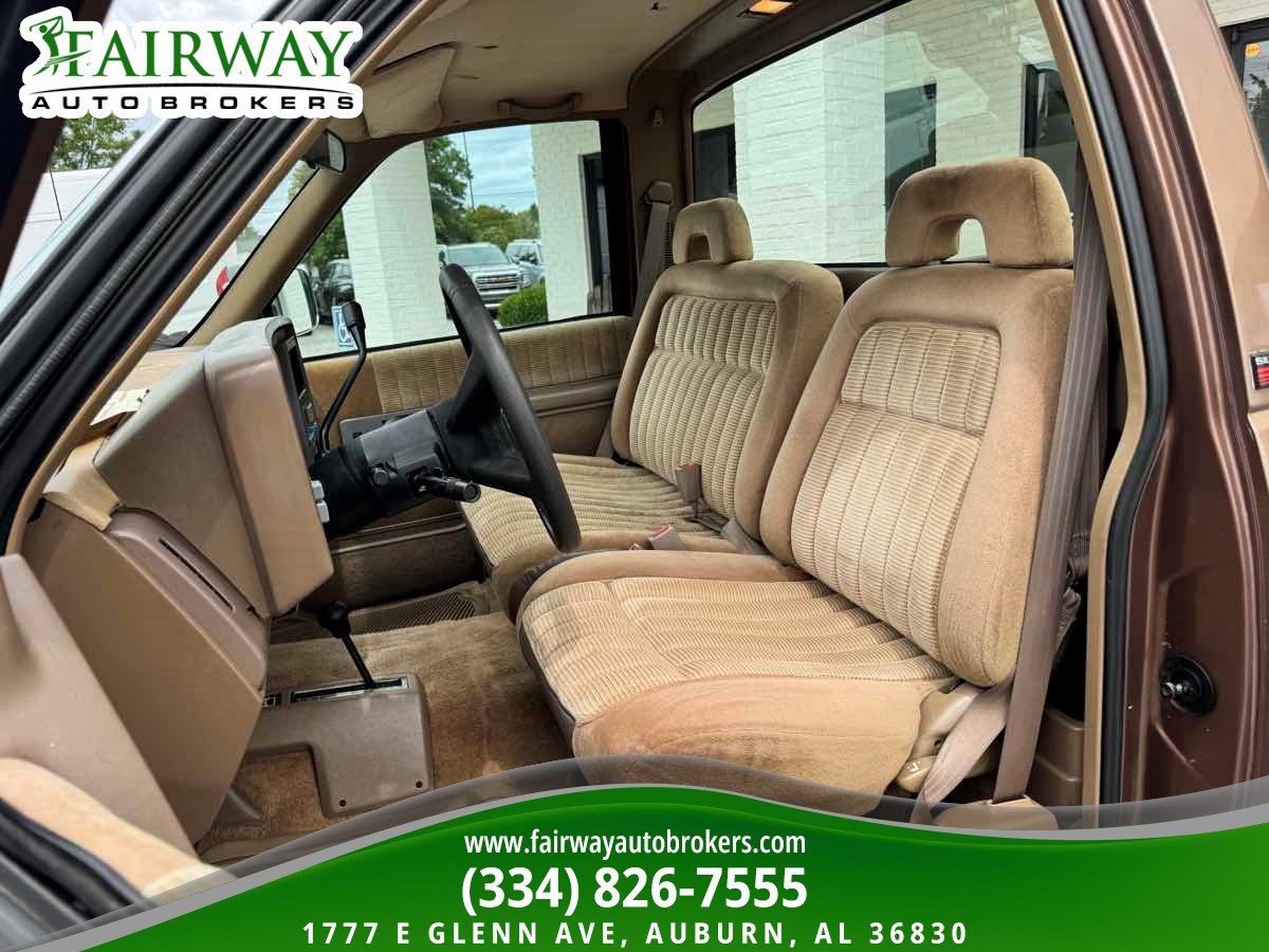 Used 1994 Chevrolet Silverado 1500 4x4 Regular Cab image 10