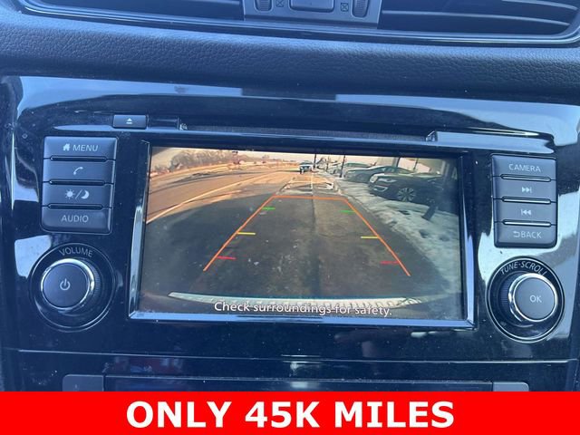 Used 2018 Nissan Rogue SV image 20