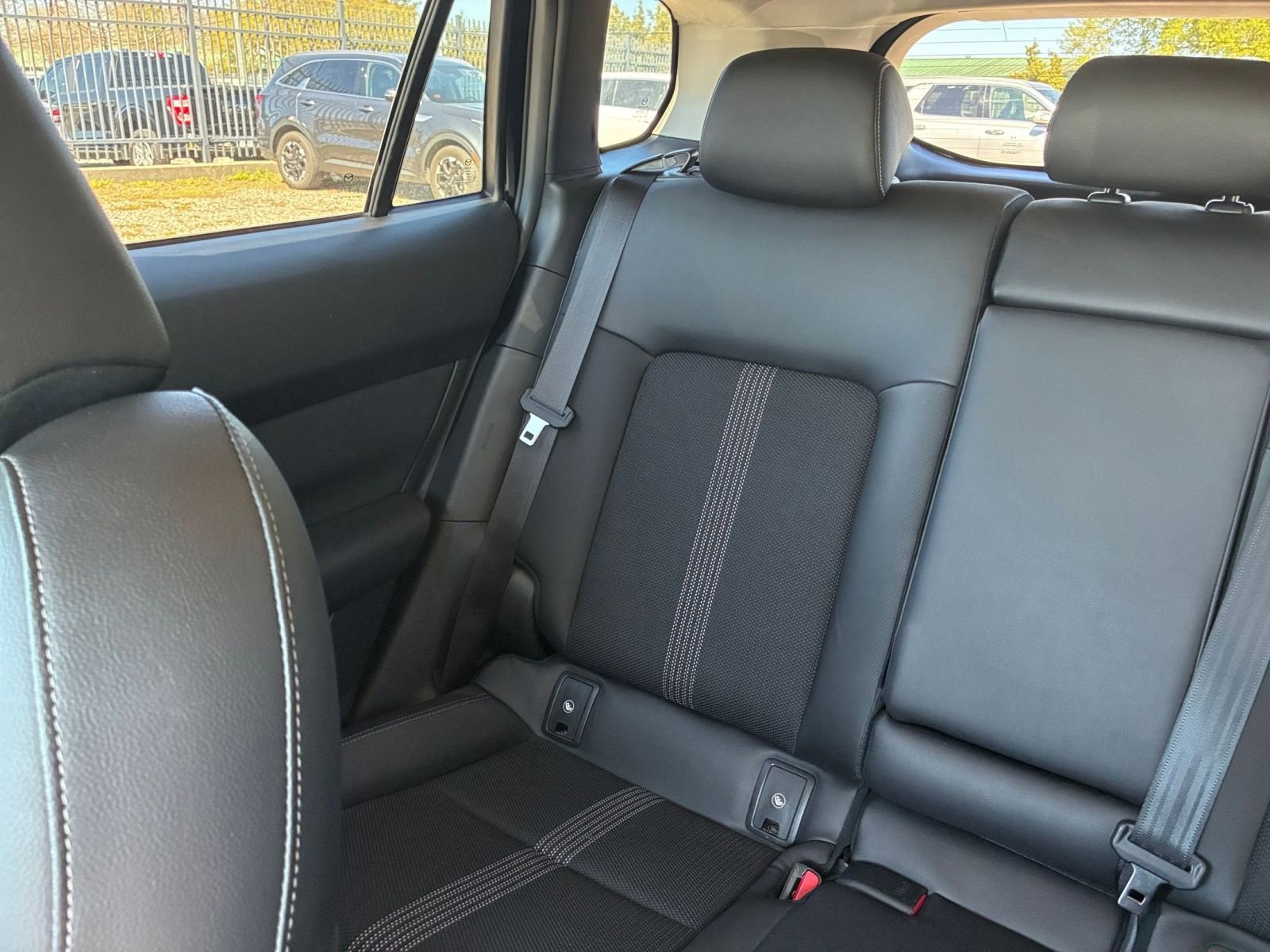 Used 2025 MAZDA CX-50 AWD 2.5 S w/ Select Package image 34