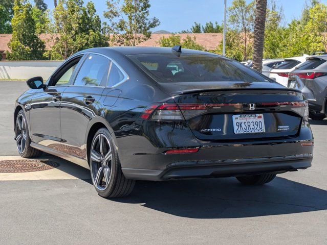 Used 2024 Honda Accord Sport image 7