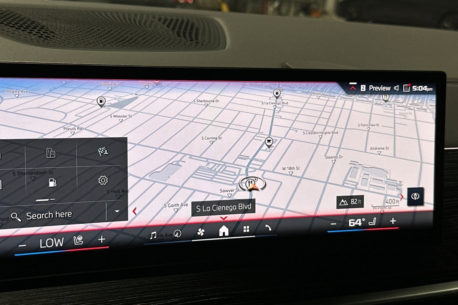 Used 2025 BMW X7 M60i AWD/4WD image 19