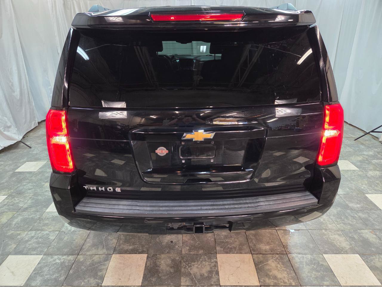 Used 2017 Chevrolet Tahoe LT AWD/4WD image 4