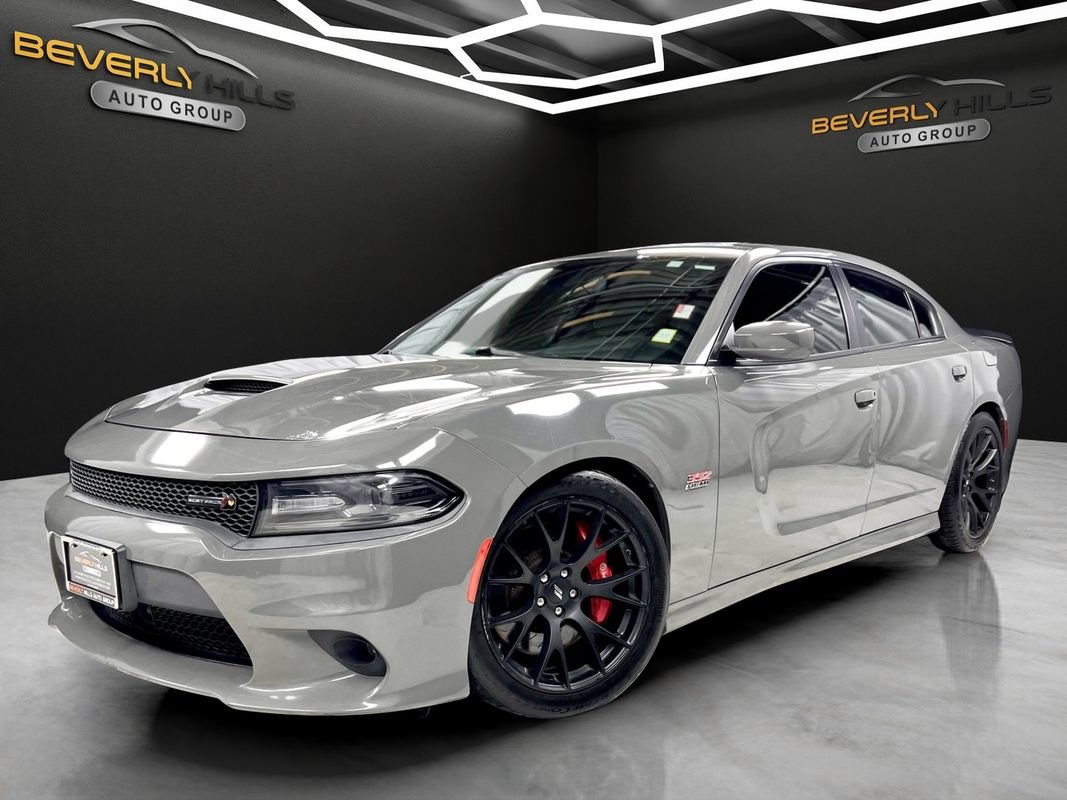 Used 2018 Dodge Charger R/T Scat Pack w/ Dynamics Package RWD image 1