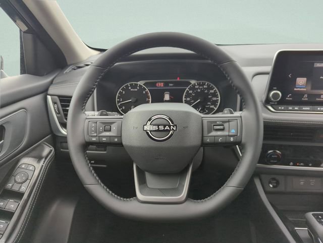 New 2026 Nissan Rogue SV FWD image 39