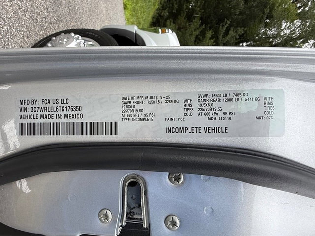 New 2026 RAM 4500 4x4 Crew Cab DRW image 37