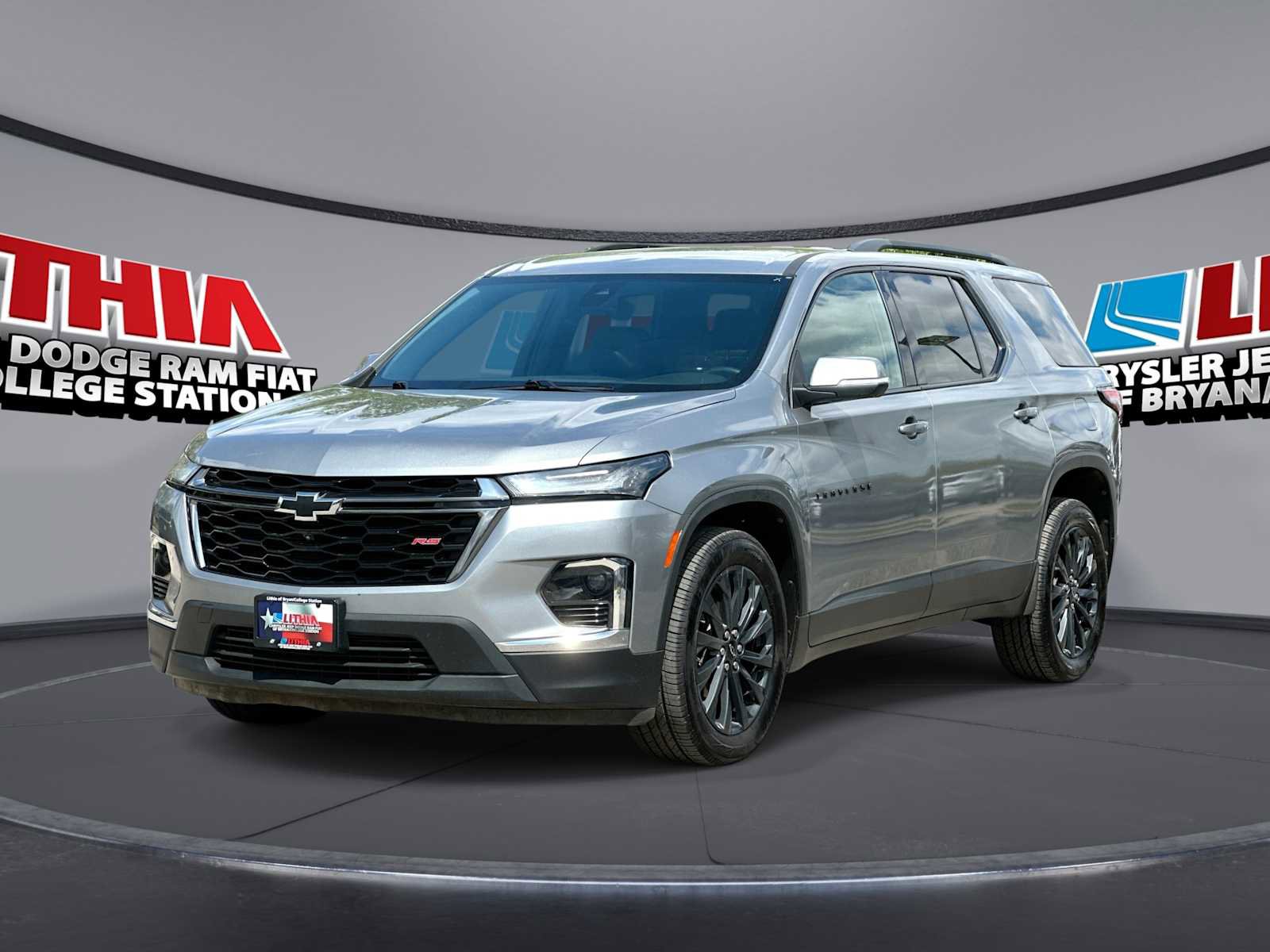 Used 2023 Chevrolet Traverse RS