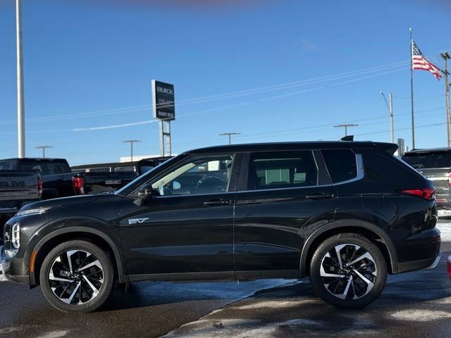 Used 2023 Mitsubishi Outlander SE image 48