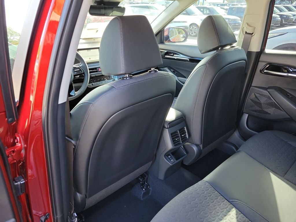 New 2026 Kia Seltos S FWD image 16